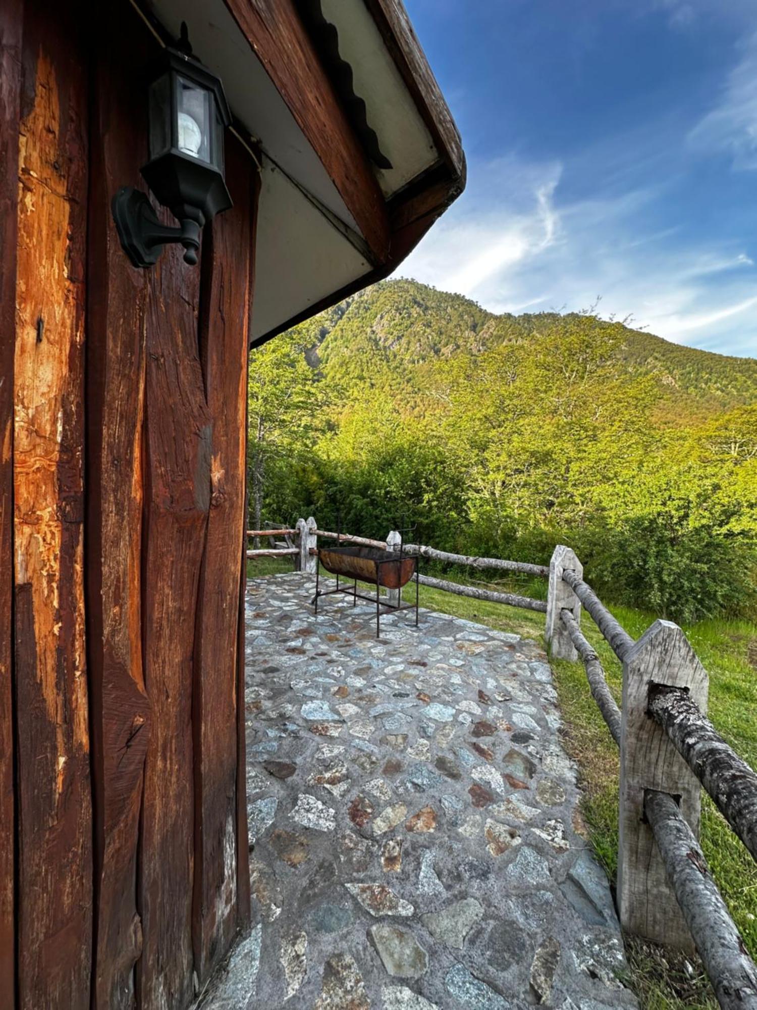 Parque Amavida Villa Malalcahuello Exteriör bild