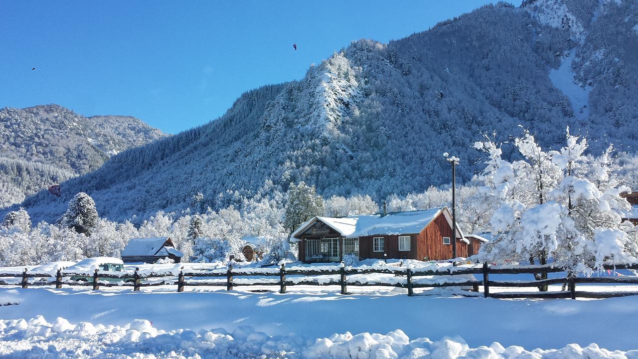 Parque Amavida Villa Malalcahuello Exteriör bild